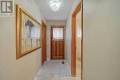 2 LAPWORTH CRESCENT | Toronto Ontario | Slide Image Sixteen