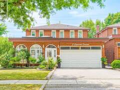 2 LAPWORTH CRESCENT Toronto Ontario, M1V 2M5