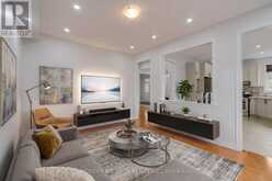 4 OVERHOLD CRESCENT | Richmond Hill Ontario | Slide Image Thirteen