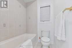 38 RUSSELL PARKER CRESCENT | Aurora Ontario | Slide Image Thirty-two