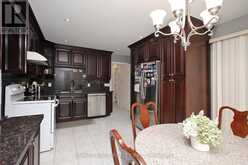 540 LOUIS DRIVE | Mississauga Ontario | Slide Image Twelve
