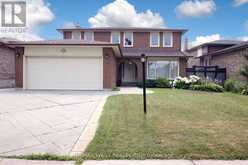 540 LOUIS DRIVE | Mississauga Ontario | Slide Image Three