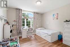 2153 MEADOWGLEN DRIVE | Oakville Ontario | Slide Image Thirty