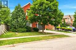2153 MEADOWGLEN DRIVE | Oakville Ontario | Slide Image Three