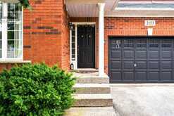 2153 MEADOWGLEN DRIVE | Oakville Ontario | Slide Image Four