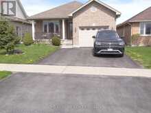 14 MATCHETT CRESCENT | Lindsay Ontario | Slide Image Three