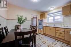 9 WHEATSHEAF CRESCENT | Toronto Ontario | Slide Image Nineteen