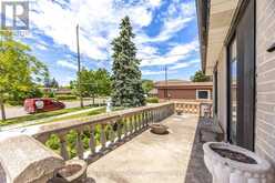 9 WHEATSHEAF CRESCENT | Toronto Ontario | Slide Image Five