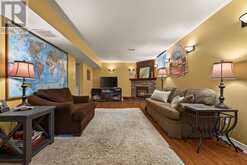 105 SAN FERNANDO DRIVE | Hamilton Ontario | Slide Image Thirty-four