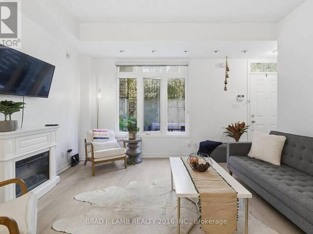29 - 80 CARR STREET Toronto Ontario, M5T 1B7 - 2 Bedrooms Condo For Sale