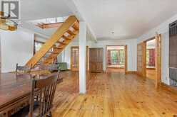 311 LAKE DRIVE N | Georgina Ontario | Slide Image Thirteen