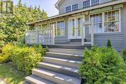 311 LAKE DRIVE N | Georgina Ontario | Slide Image Seven