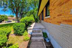 220 WINONA ROAD | Hamilton Ontario | Slide Image Seven