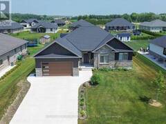11 MCTAVISH CRESCENT N Ripley Ontario, N0G 2R0