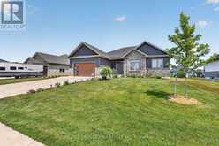 11 MCTAVISH CRESCENT N | Ripley Ontario | Slide Image Four