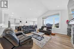 11 MCTAVISH CRESCENT N | Ripley Ontario | Slide Image Eight