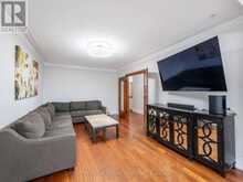 70 LAKE SHORE DRIVE | Toronto Ontario | Slide Image Nine
