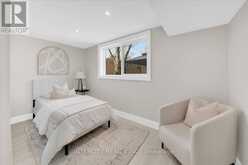 61 GOLFWOOD HEIGHTS | Toronto Ontario | Slide Image Forty