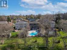 61 GOLFWOOD HEIGHTS | Toronto Ontario | Slide Image Forty-eight