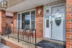35 TRENHOLME CRESCENT | Hamilton Ontario | Slide Image Three