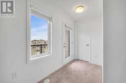 9 CROWN GATE | Oakville Ontario | Slide Image Thirty-one