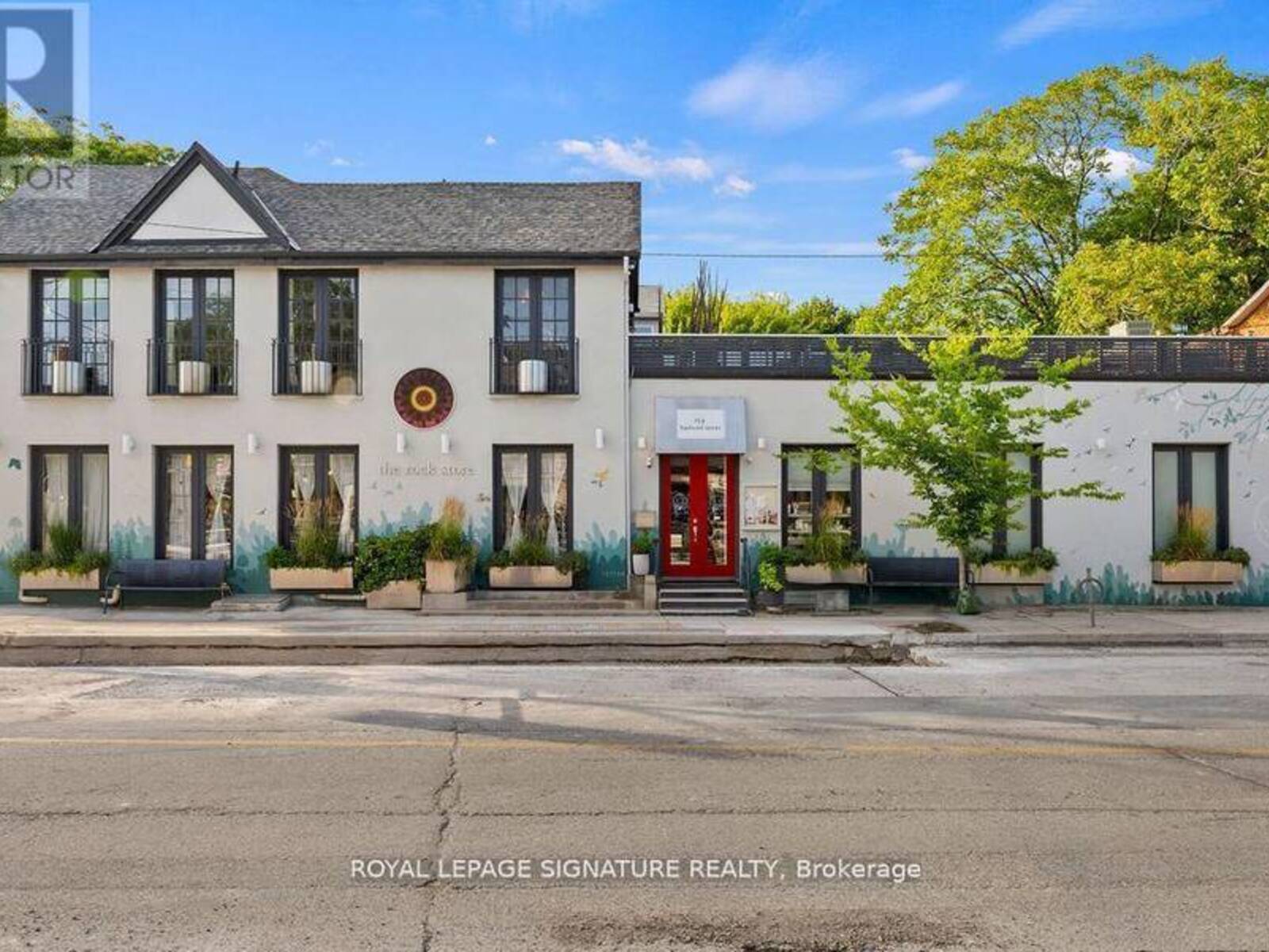 154 HARBORD STREET, Toronto, Ontario M5S 1H2