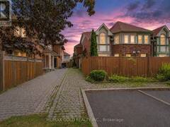 23 RAIN LILY LANE Brampton Ontario, L6R 1S4