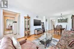 25 LARCHWOOD ROAD | Toronto Ontario | Slide Image Nine