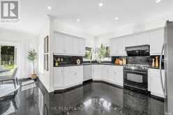 50 BOYNTON CIRCLE | Markham Ontario | Slide Image Sixteen