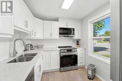 B - 1765 LAMOUREUX DRIVE | Ottawa Ontario | Slide Image Seventeen