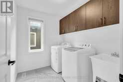 7 BARNYARD TRAIL | Barrie Ontario | Slide Image Thirty