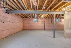 7 BARNYARD TRAIL | Barrie Ontario | Slide Image Forty