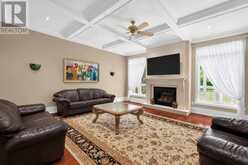16 BOYLE DRIVE | Richmond Hill Ontario | Slide Image Twelve