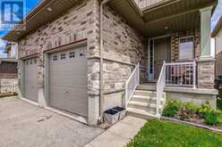 42 DALLAN DRIVE | Guelph Ontario | Slide Image Six