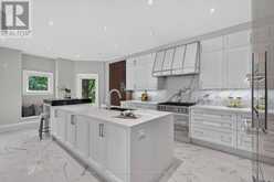 33 MUNRO BOULEVARD | Toronto Ontario | Slide Image Seventeen