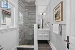 33 MUNRO BOULEVARD | Toronto Ontario | Slide Image Thirty-four