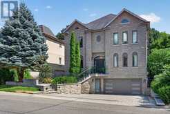 33 MUNRO BOULEVARD | Toronto Ontario | Slide Image Forty-eight