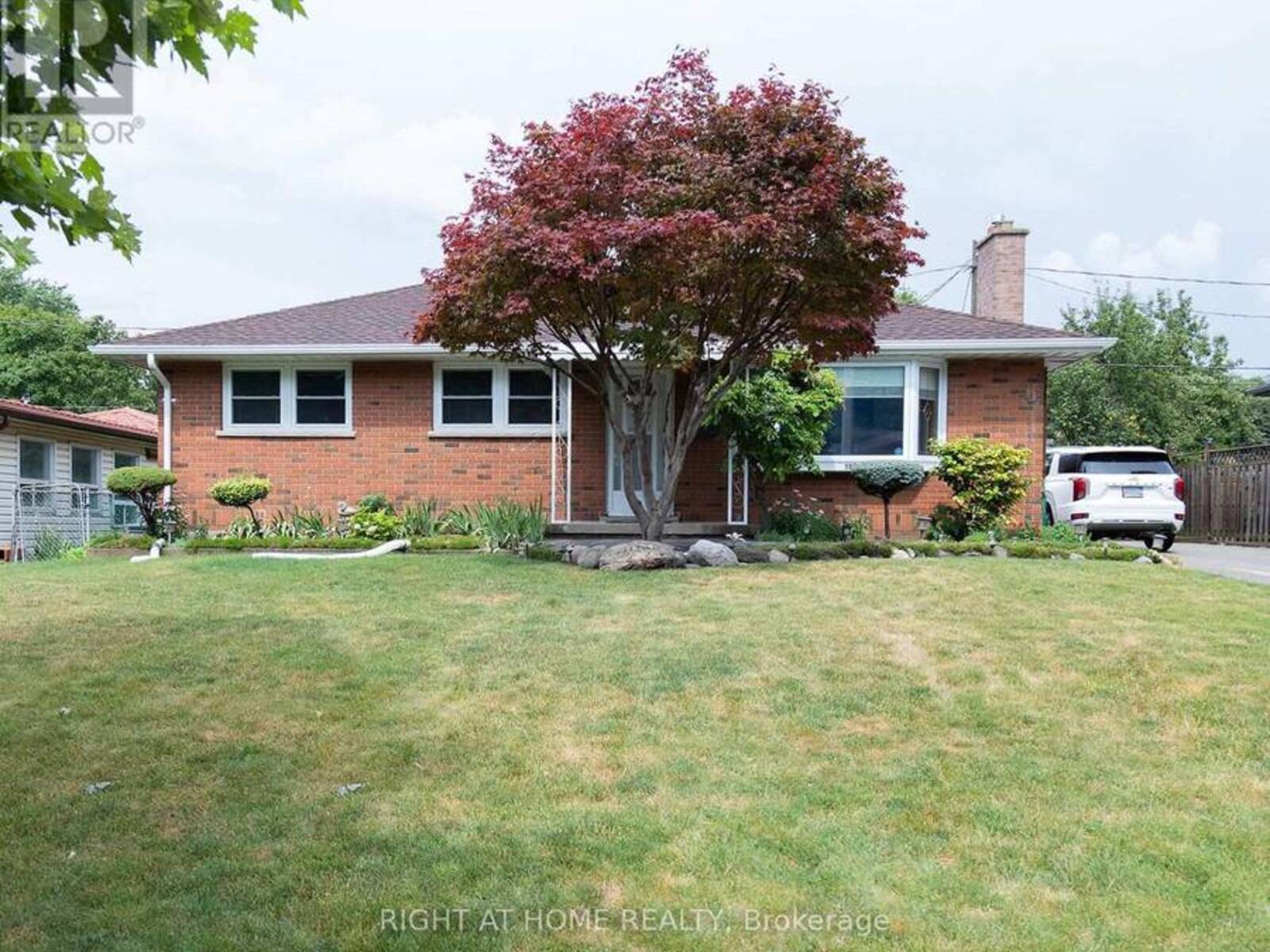 186 KING EDWARD AVENUE, London, Ontario N5Z 3T7