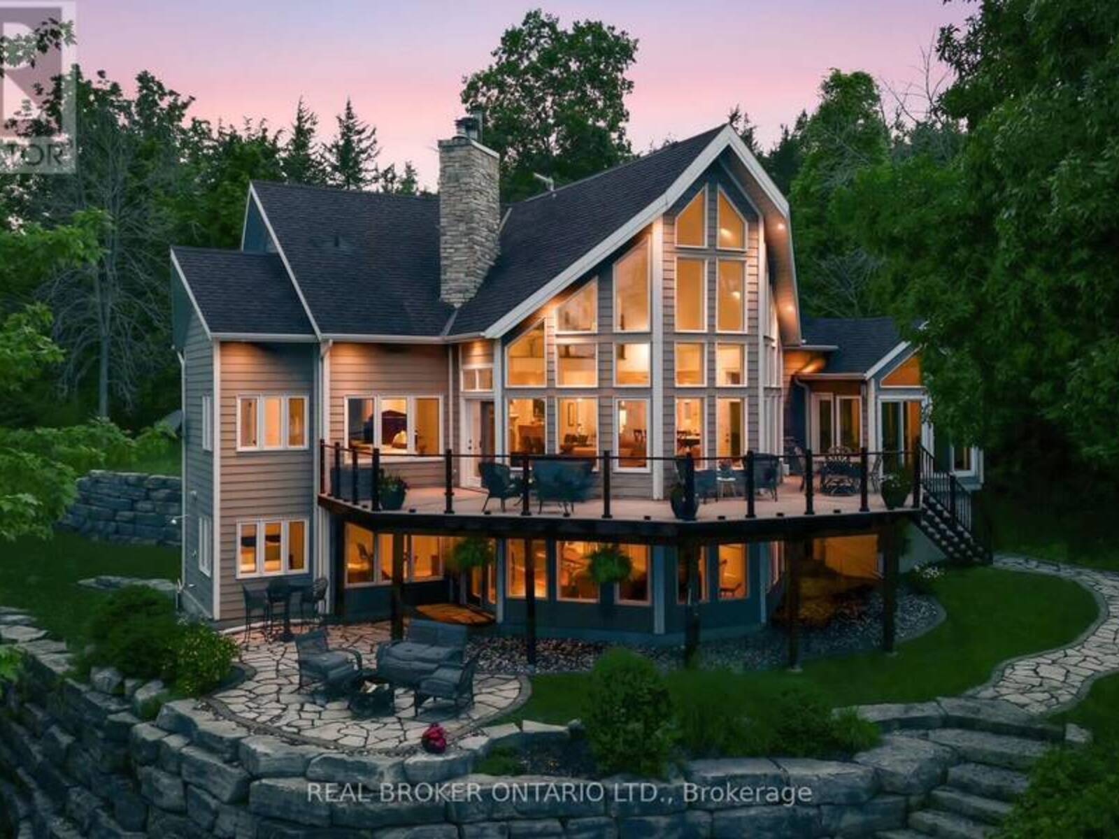 3246 COUNTY 8 ROAD, Prince Edward, Ontario K0K 2T0
