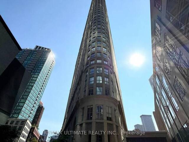 913 - 25 THE ESPLANADE Toronto Ontario, M5E 1W5 - 2 Bedrooms Condo For Sale