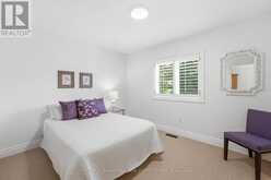 49 FALLING LEAF COURT | Aurora Ontario | Slide Image Thirty-three