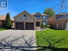 4 CHANTAL STREET Barrie Ontario, L4N 9S4