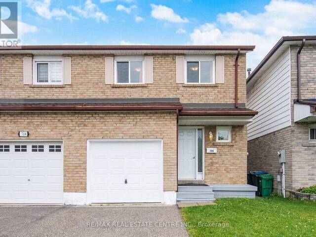 706 CARRYING PLACE Mississauga Ontario, L5C 3W6 - 4 Bedrooms Home For Sale