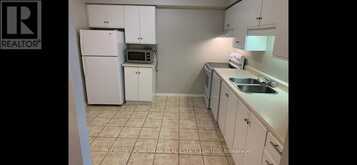 804 - 55 GREEN VALLEY DRIVE | Kitchener Ontario | Slide Image Eight