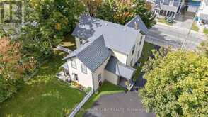 221 PROSPECT STREET | Newmarket Ontario | Slide Image Three