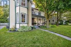 221 PROSPECT STREET | Newmarket Ontario | Slide Image Four