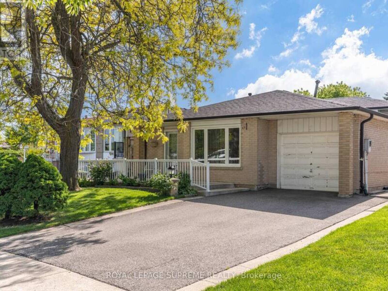 7236 MEYER DRIVE, Mississauga, Ontario L4T 3A9
