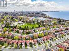 60 STARSPRAY BOULEVARD | Toronto Ontario | Slide Image Thirty-two