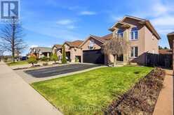 19 KONSTANTINE COURT | Hamilton Ontario | Slide Image Three