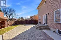 19 KONSTANTINE COURT | Hamilton Ontario | Slide Image Forty-three